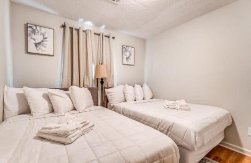 Memphis House | Flowering Peach Stayhouse