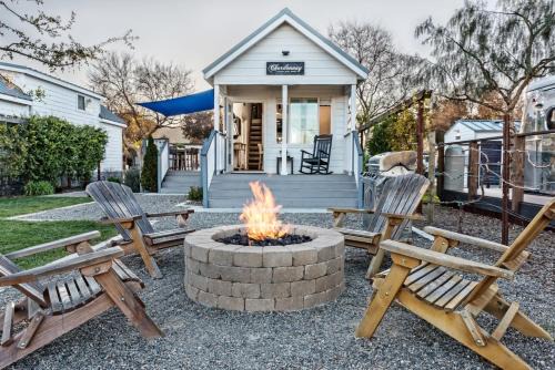 Buellton Hotel | Flying Flags RV Resort & Campground