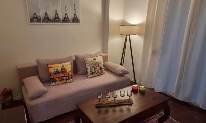 Thessaloniki Apartment | Fon - Quiet Nook