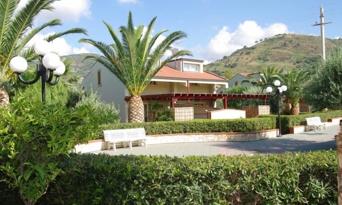 Mazzaforno Apartment | Fontana Barone A In Cefalù, Sicilia