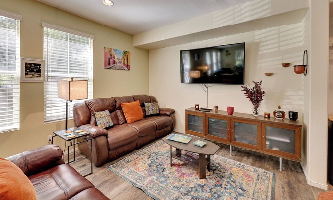 Fontana House | Fontana Townhome w/ Pool + Tennis Court Access!