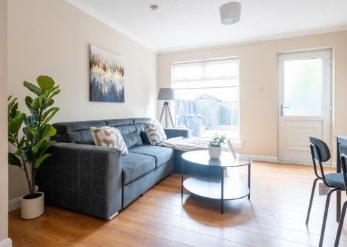 East End House | Forbes House