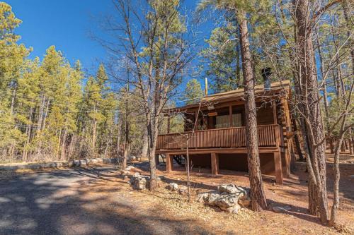 Christopher Creek House | Forest Cabin 5 Old Glory
