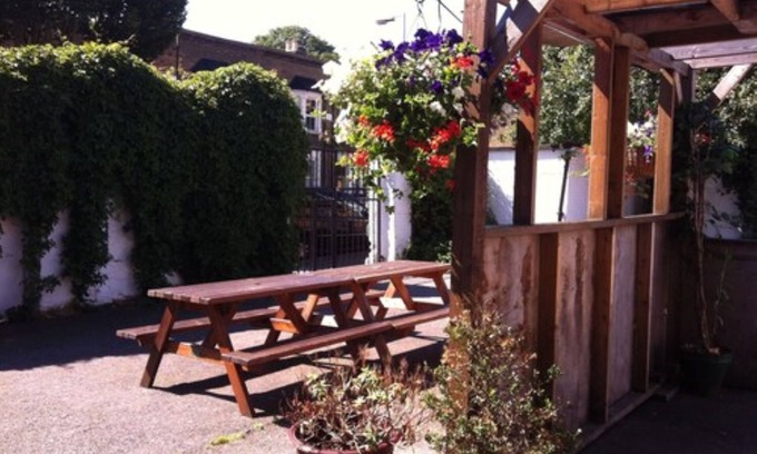 Newham Hotel | Forest Gate Hotel