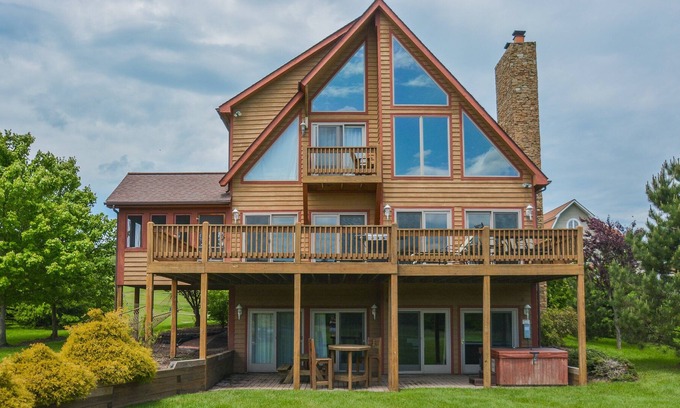 Waterfront Greens House | Forever Yours | Lakefront + Community Amenities!