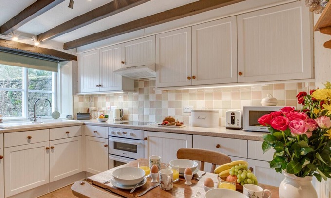 East Ayton House | Forge Valley Cottage