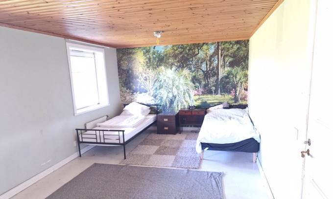 Sater Municipality Villa | Forget everyday worries in this peaceful accommodation in a rural location: Timmerhuset.