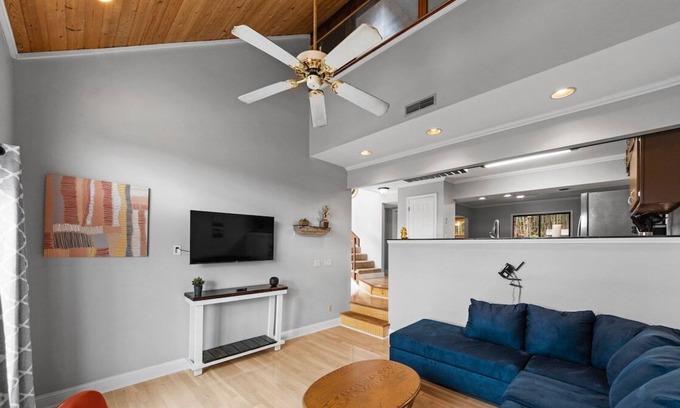 Lupton City Other | Forget your worries in this spacious and serene space