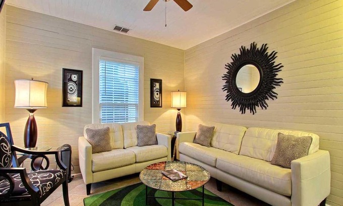 Savannah Victorian District House | Forsyth Park West Carriage House