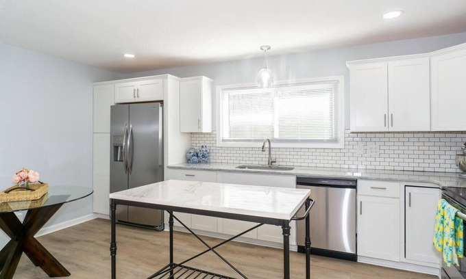 Westover House | Fort Bragg RETREAT - Minutes from Fort Bragg Offering King Bed and WiFi!