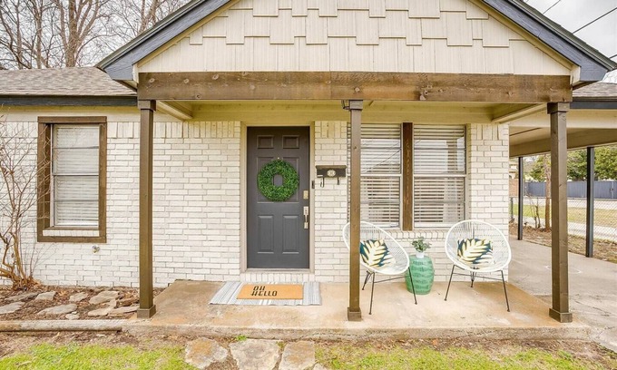 Westworth Village House | Fort Worth Getaway! Near The Stockyards, Downtown & All The Fun!