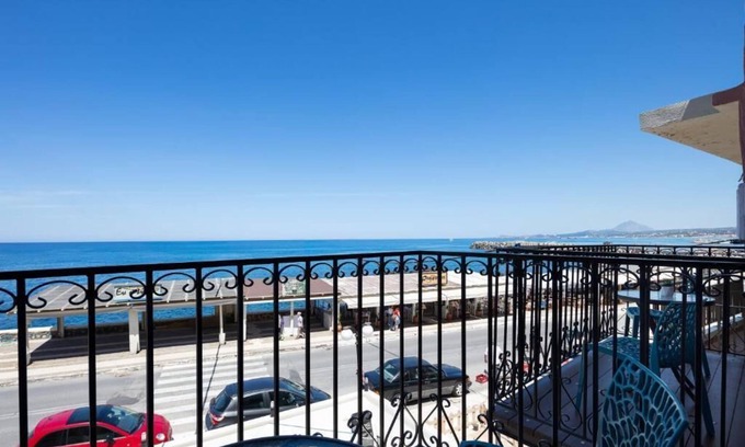 Old Town Rethymnon Apartment | Fortezza Sea Breeze, Anne, 2 Bedrooms & Sea View