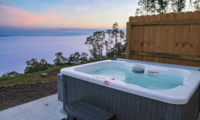 Lupton City House | Foster Falls at Mountain's Ledge