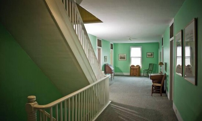 Lake Leelanau Resort | Fountain Point - Hotel Room 7