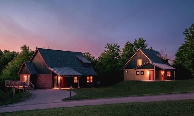 Mancelona Cabin | Four Season Cabin Great for Family and Couples Retreat