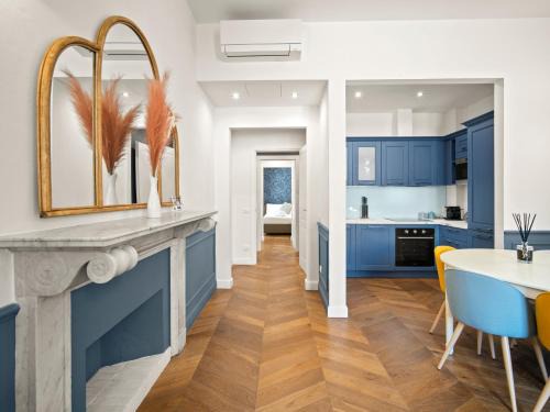 Duomo Apartment | Four Season's Luxury Apartment 300 mt from Duomo