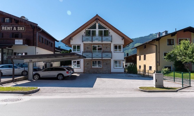 Schuttdorf Apartment | Fourteen 2.2 Zell am See (S&P)
