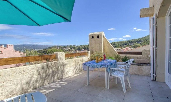 La Madrague Apartment | Hameau la Madrague by Interhome
