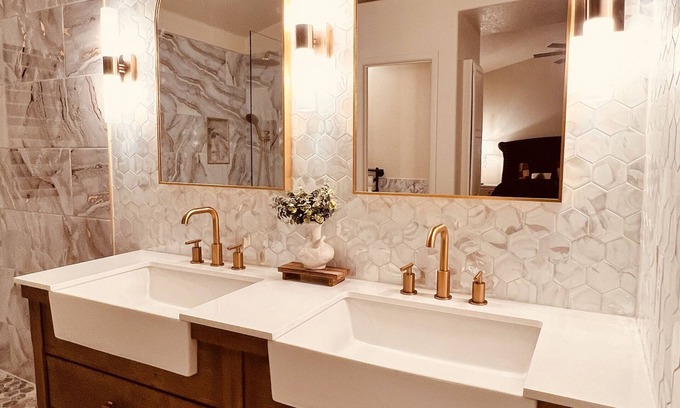 Spring Valley House | Fragrant Finnish Sauna & Amazing Private Pool with French 3 Bedrooms