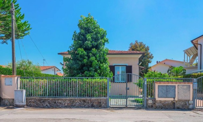 Marina di Pietrasanta House | Francesca by Interhome