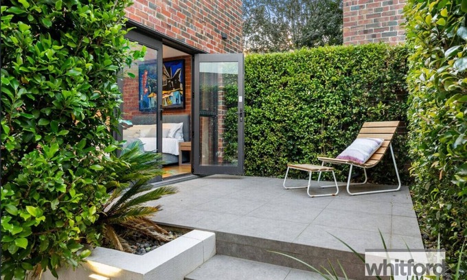 Newtown Villa | Frankie- Luxury Pool House, Sleeping 12, Geelong