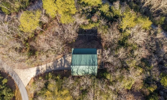 Franklin Cabin | Franklin-NC Cabin w/Deck + Mountain Views + SPA +nLoft w/Game Room + Man Cave.