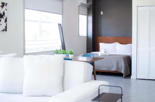 Flamingo/Lummus Apartment | Franklin Suites South Beach