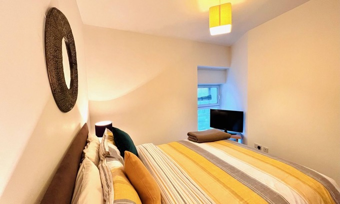 Central Aberdeen Apartment | Fraser Place Executive 2 bed city centre Apt