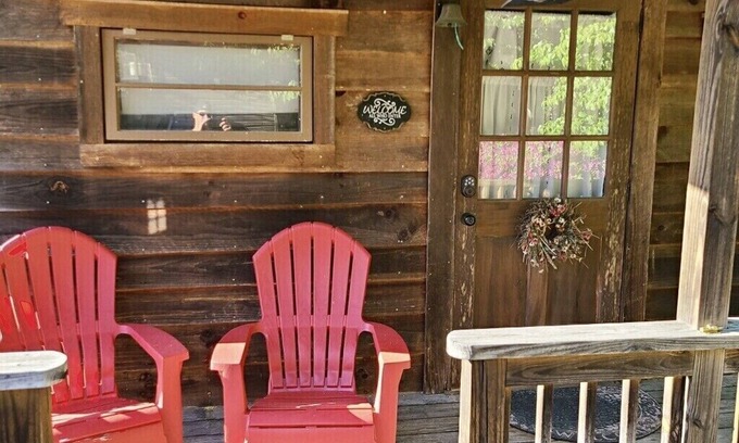 Flat Rock Cabin | Fred's bungalow: a cabin