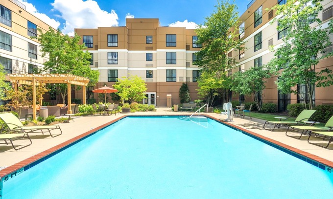 White Station Apartment | Free Breakfast. Outdoor Pool. Gym. Near Graceland!