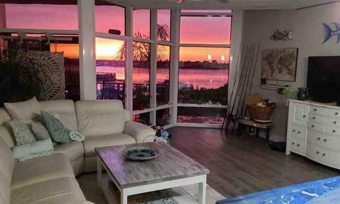 New Smyrna Beach Condo | Free Dolphin Views