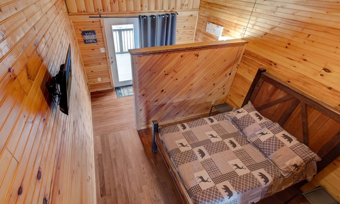 Pine Ridge Cabin | ✨FREE NIGHT PROMO✨Whispering Pine Cabin Unit 2 in the RRG