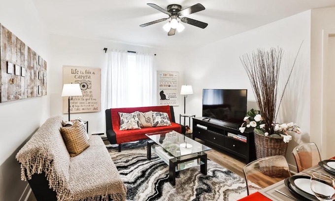 Lachine Apartment | FREE PARKING - 2 BEDROOMS - full APARTMENT - in Beautiful Lachine - NEAR WATER - 15 MINUTE DRIVE TO DOWNTOWN