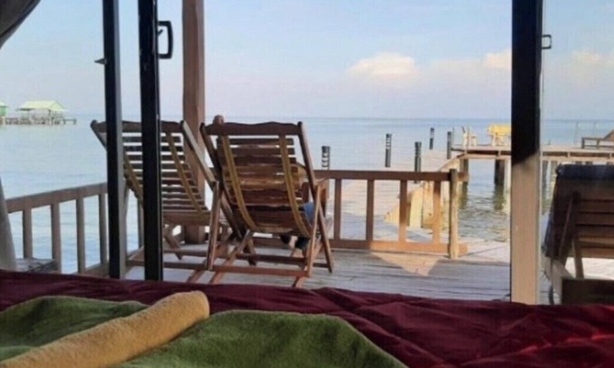 Ham Ninh Apartment | Freedom Beach Resort
