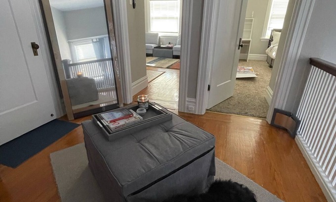 Alameda Apartment | Fresh newly fully furnished apartment in Alameda.