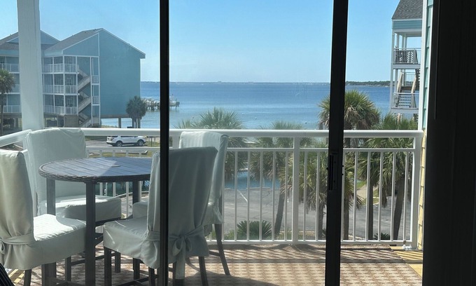 Pensacola Beach Condo | Freshly Decorated Lovey's Sound 'n Sea is Your Waterfront Beach Getaway!