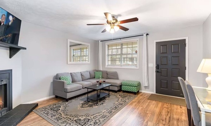 Nashville Condo | Freshly Renovated - Minutes from Downtown & BNA