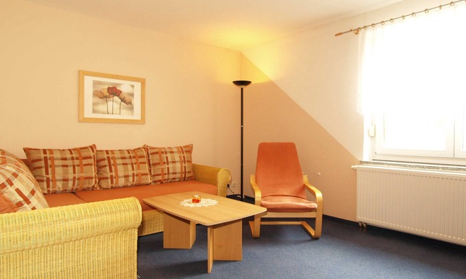 Ostseebad Kuhlungsborn Apartment | Fritz-Reuter-Str. 10a. Curr. FR-10 - Fritz-Reuter-Str. 10a