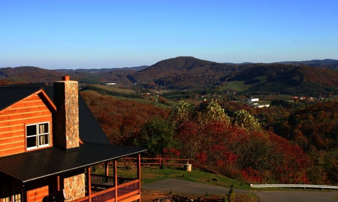 Buck Mountain Cabin | From Fireplace Evenings to Deckside Sunsets- A Heavenly View Has It All