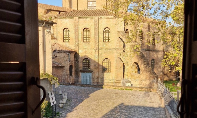 Ravenna Bed & Breakfast | From here you will enjoy the most suggestive view of Ravenna - Byzantine Empire
