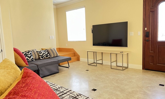 Azusa House | Front House - NEW NEW NEW - Disneyland and Hollywood