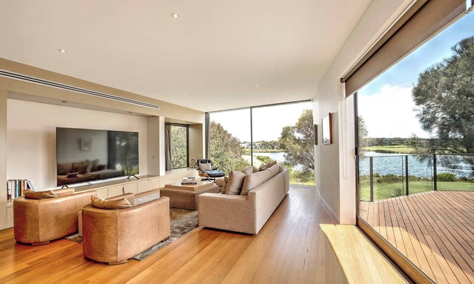 Torquay House | Front Row Golf & Lake Views Luxe Coastal Retreat