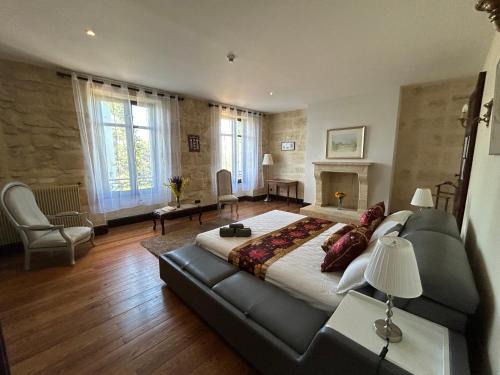 Virsac Hotel | FSP château julie