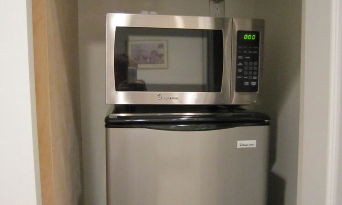McLean Apartment | Ft Marcy on Pimmit Run
