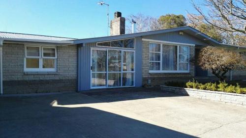 Hamilton House | Fuchsia Lodge