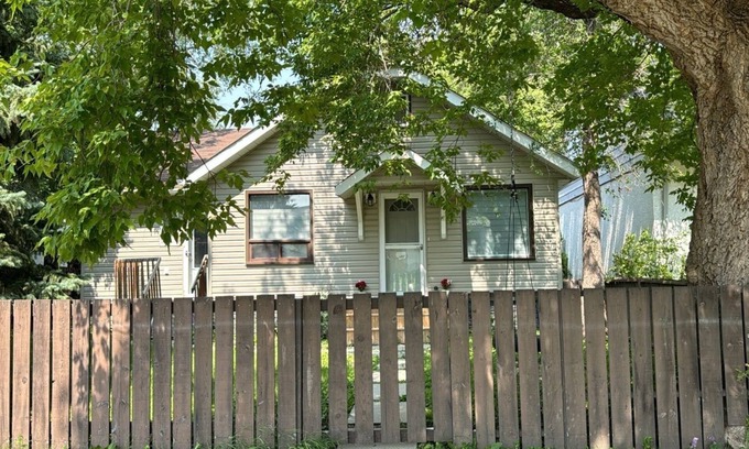 Winnipeg House | Full house Close to Down town and St Boniface