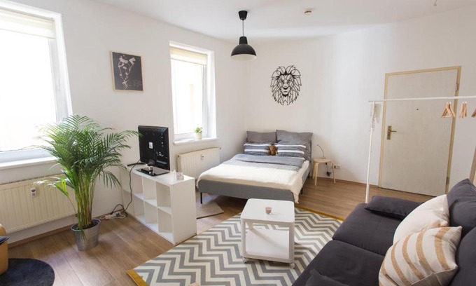 Halle Apartment | FullHouse - Halle - T28 - Lion Apartment