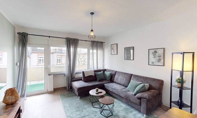 Niederrad Apartment | Fully Equipped Apartment for remote Workers.