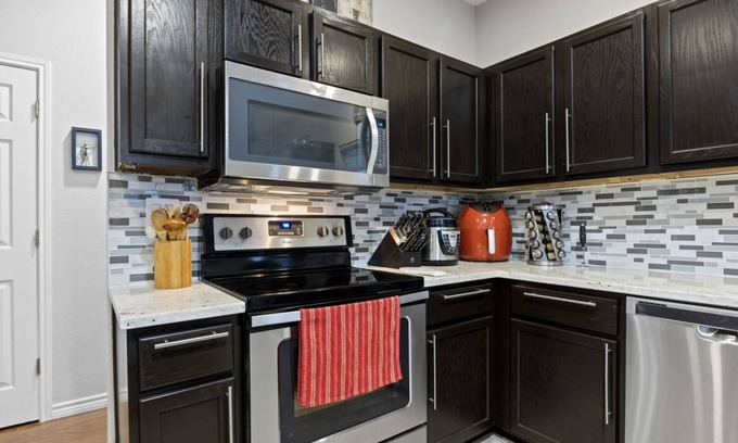 North San Antonio - SAT House | Fully equipped, bbq, golf + amenities 3BR home