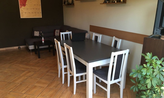 Timisoara Apartment | FULLY EQUIPPED | Great for Groups |Super Clean
